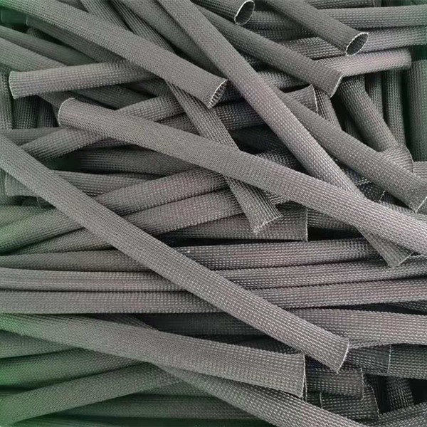 Polyester expandable sleeving