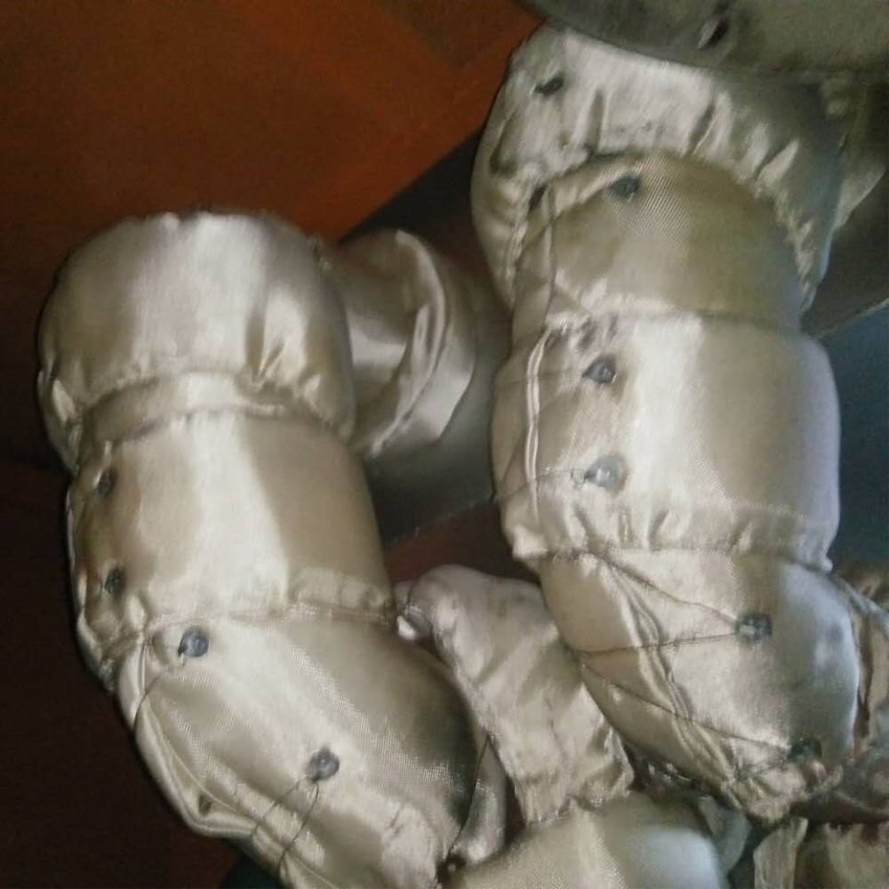 Vuoi ridurre la dispersione di energia dovuta al calore? Chiedici come una coperta isolante termica per i gas di scarico può ridurre i tuoi costi operativi.